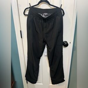 Eddie Bauer Women’s Fleece Lined Black Cargo Pants